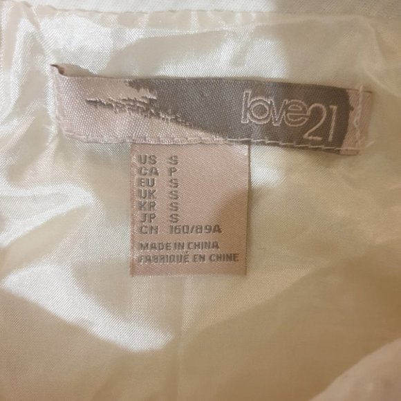 FOREVER21 US/UK-S AU 8-10 White Sleeveless Blouse w/ Brown Belt Zipped Back - Picture 11 of 14